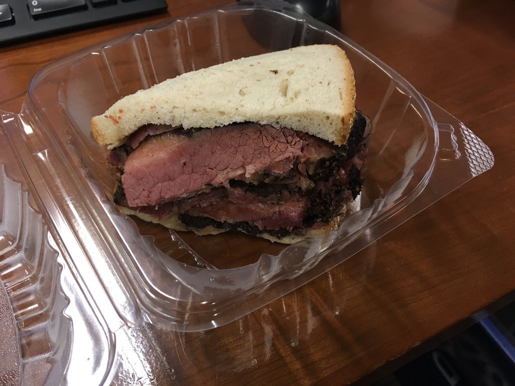 avtsin's tweet photo. @eatarcade got my first order. Soup was great. But sandwich? Doesn't look anywhere close to the ad.. And the size? https://t.co/Zd11CxHz07