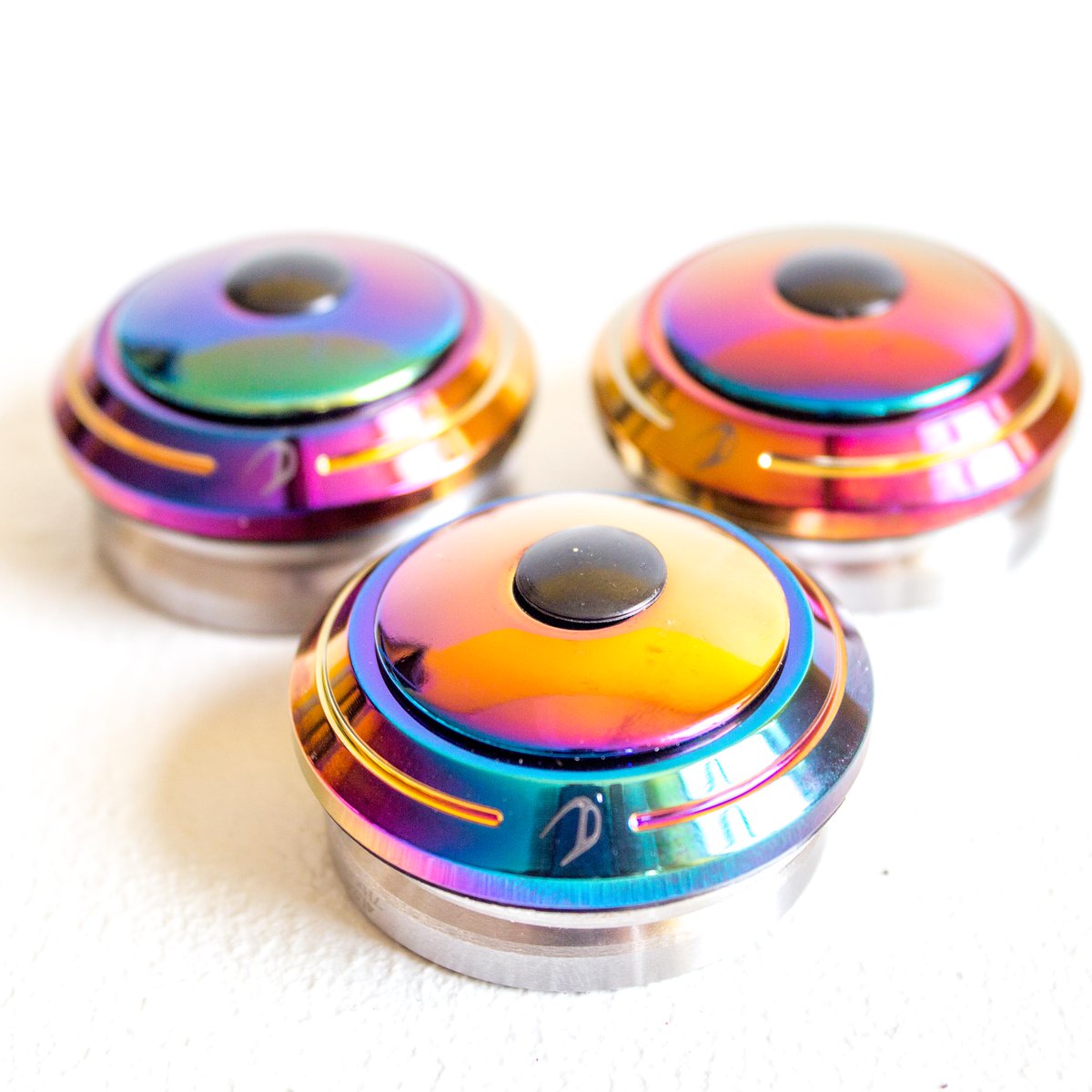 ukskate's tweet photo. Drone Neo Headsets soon to be back in stock! https://t.co/3FJDu7yl3u https://t.co/MI32sdoSL9