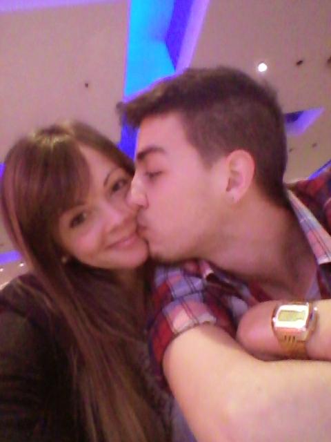 florboscacci's tweet image. Locamente enamorados ♡