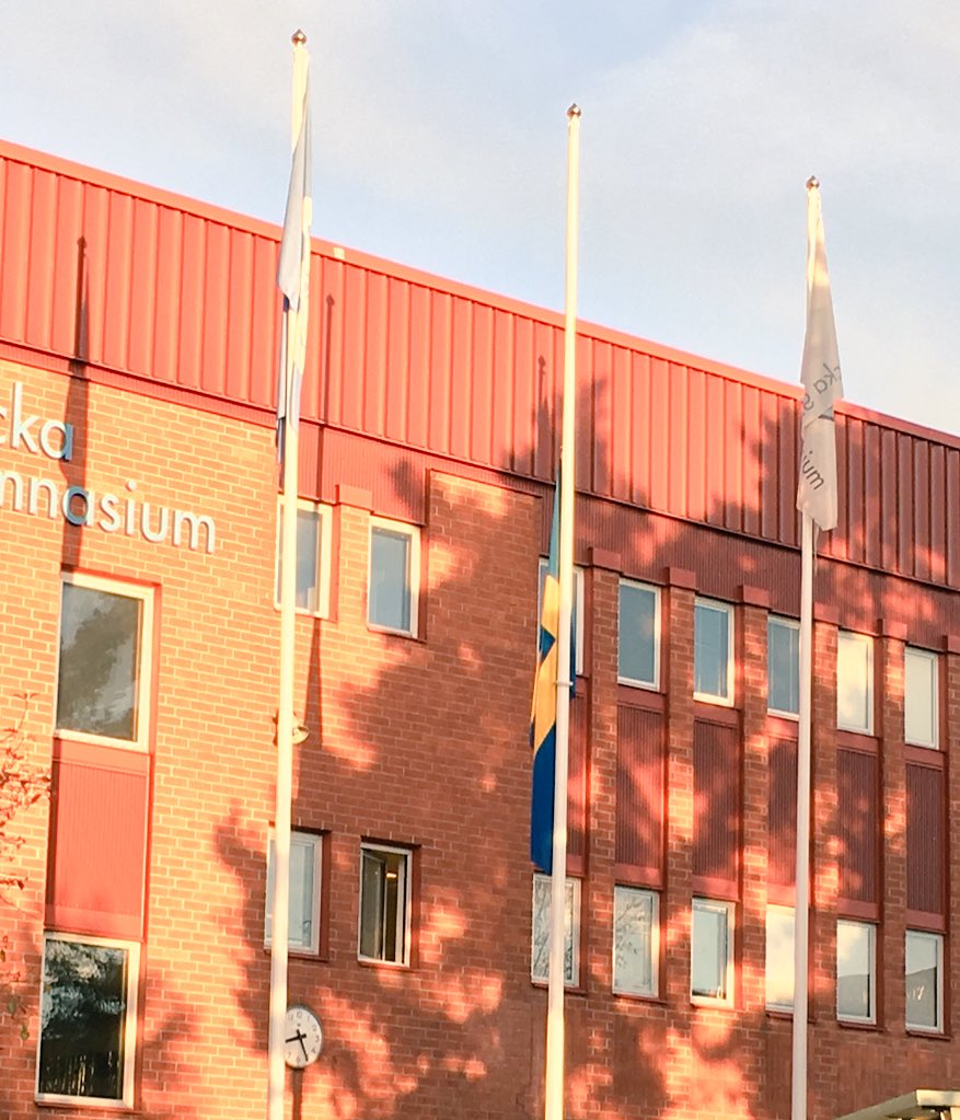 NGSSU's tweet photo. Terrorism. Det var vad vi såg igår i #Trollhättan. Plain and simple hatred. Idag är vi alla Trollhättan. #United. https://t.co/pMhc9LDJ0i