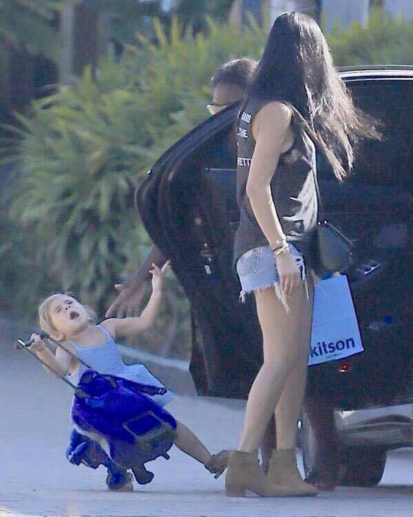 teeeenageeeer's tweet photo. My responsibilities are hitting me like... https://t.co/tGAXlMk4dq