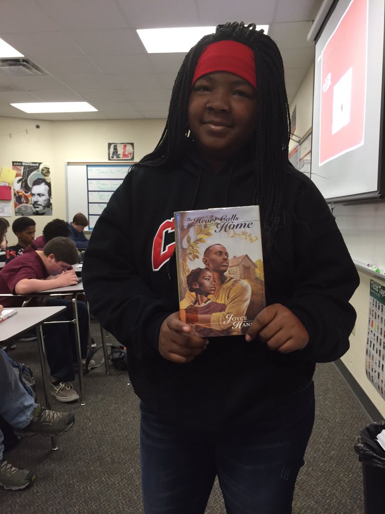 KZStantonEdu's tweet photo. #ClarkReads  It showed what's it's like to truly be in love with someone and that your heart is whereever they are. https://t.co/Oy1lUtpGLx