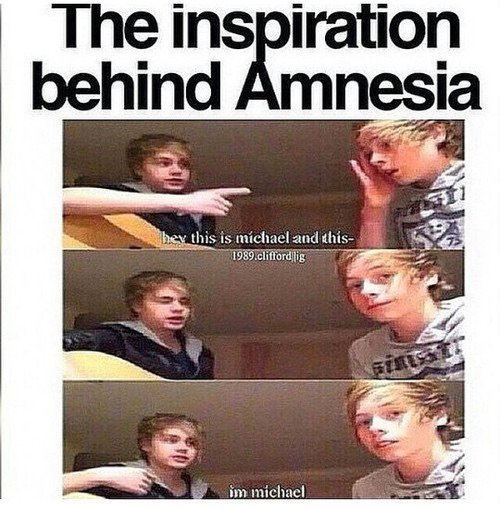5SOFunny's tweet photo. Ahaha 😂😂😂
@Michael5SOS 
@Luke5SOS 
#PortugalWant5SOSBack https://t.co/2hMETcRYTA