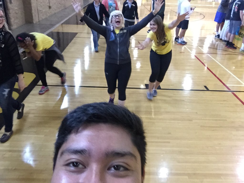 mizzouwellness's tweet photo. Wellness team selfie!!! #ARM2015 https://t.co/qgrQwQxLdM