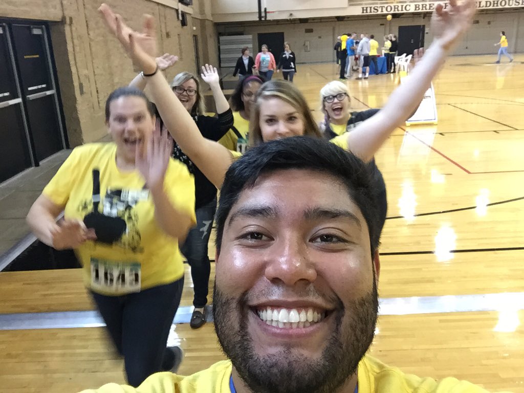 mizzouwellness's tweet photo. Wellness team selfie!!! #ARM2015 https://t.co/qgrQwQxLdM