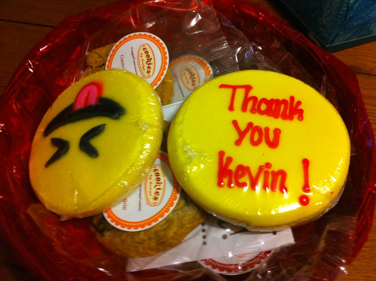 PruePT's tweet photo. Gift for our clinic, we have the most thoughtful patients and students https://t.co/u8MXiZJqZf