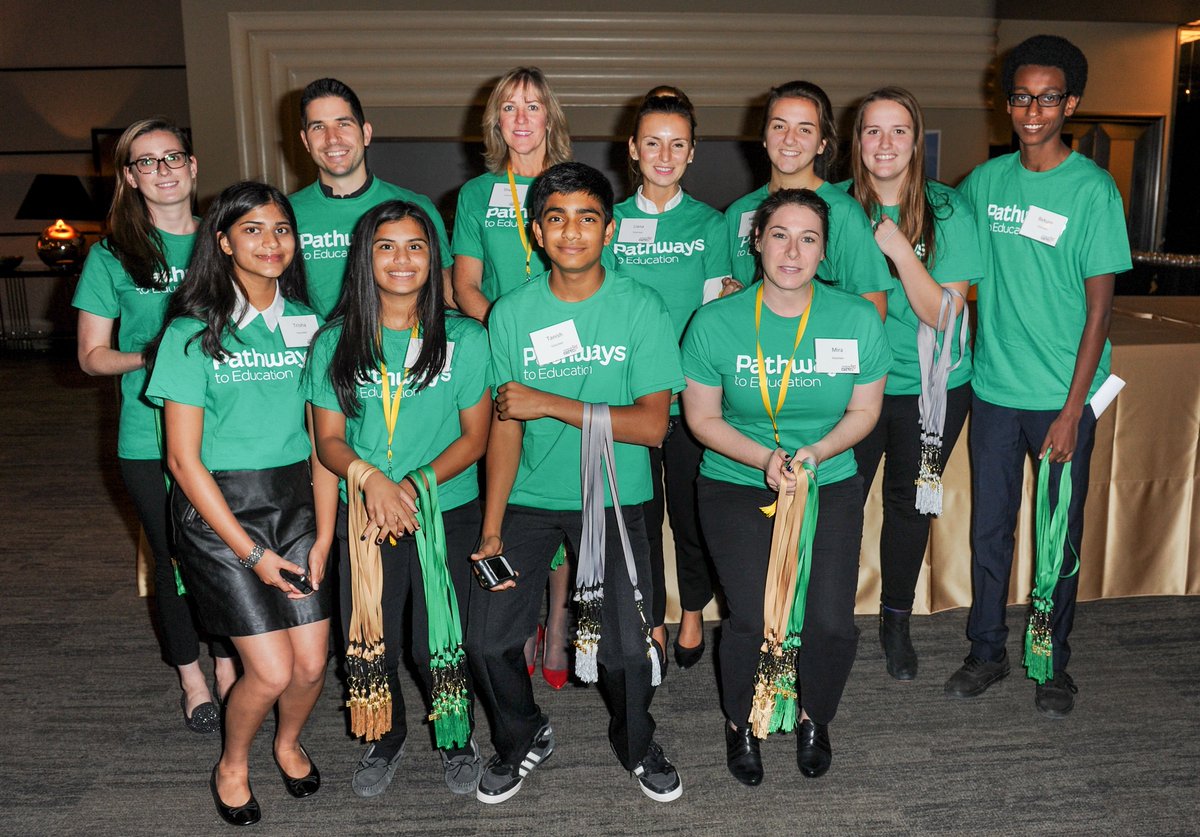 PathwaysCanada's tweet photo. The secret to our success? Amazing ppl supporting a #GraduationNation. HUGE thanks to #GradBall2015 volunteers! https://t.co/nxpdgFIUSy