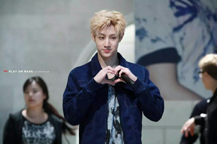 Defsouljebi's tweet photo. Good night. Besok kita dating ke sungai han ok @iDahyun98 ♡ https://t.co/2LycMqopCt