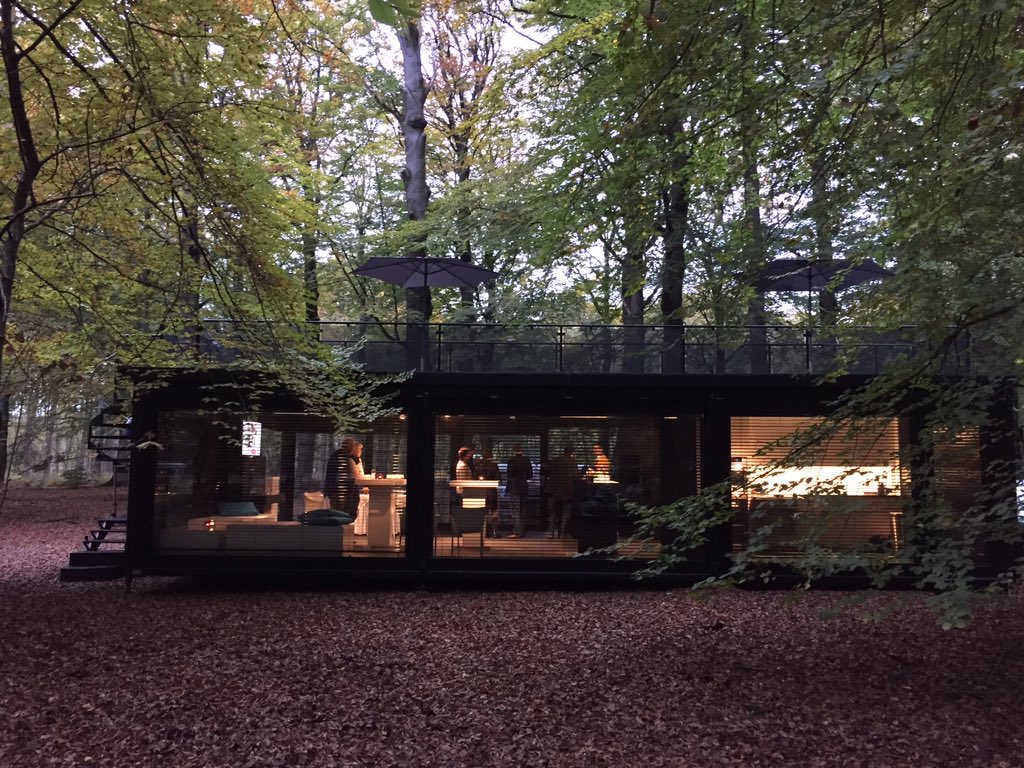 Een exclusief feestje op een exclusieve lokatie in de natuur!   <a href="/TerraPaviljoen/">TerraPaviljoen</a> Vandaag in het bos bij ons.