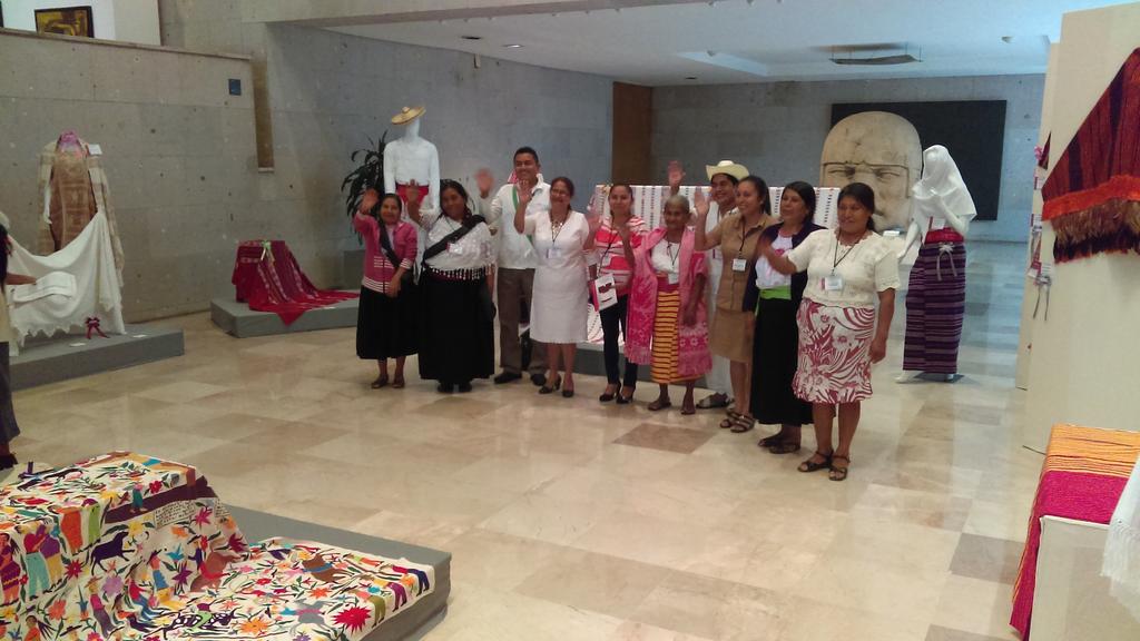 corrales1964's tweet photo. Los 10 ganadores de Veracruz del tercer Concurso nacional de Textiles 2015 https://t.co/6nKJueB4FN