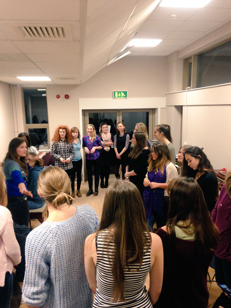 AccaPitches's tweet photo. Strong turnout for first rehearsal gals- watch out @_PitchPlease we're back in force 😏 https://t.co/8LW8PZEjWG