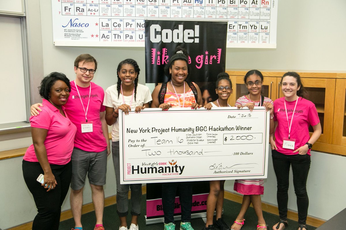 VolunteerBGCNYC's tweet image. #FBF Relive the awesome #BGCProjectHumanity NY demo sessions in photos buff.ly/1LLoanc cc: @BlackGirlsCode