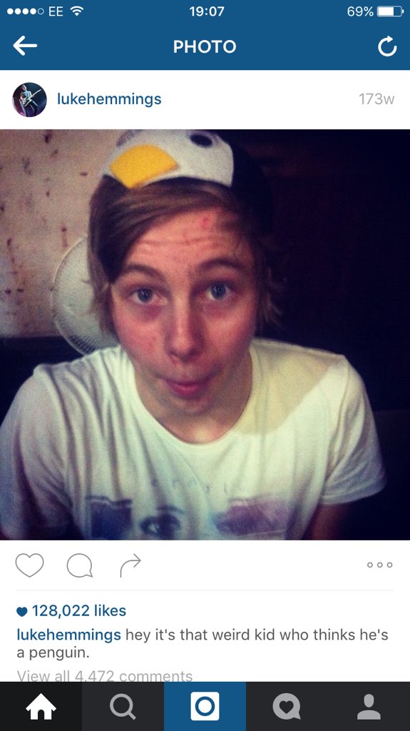 affairlrh's tweet photo. remember when u were a penguin LOL ! @luke5SOS #RIPLUKEISAPENGUIN https://t.co/x177GCXUa8