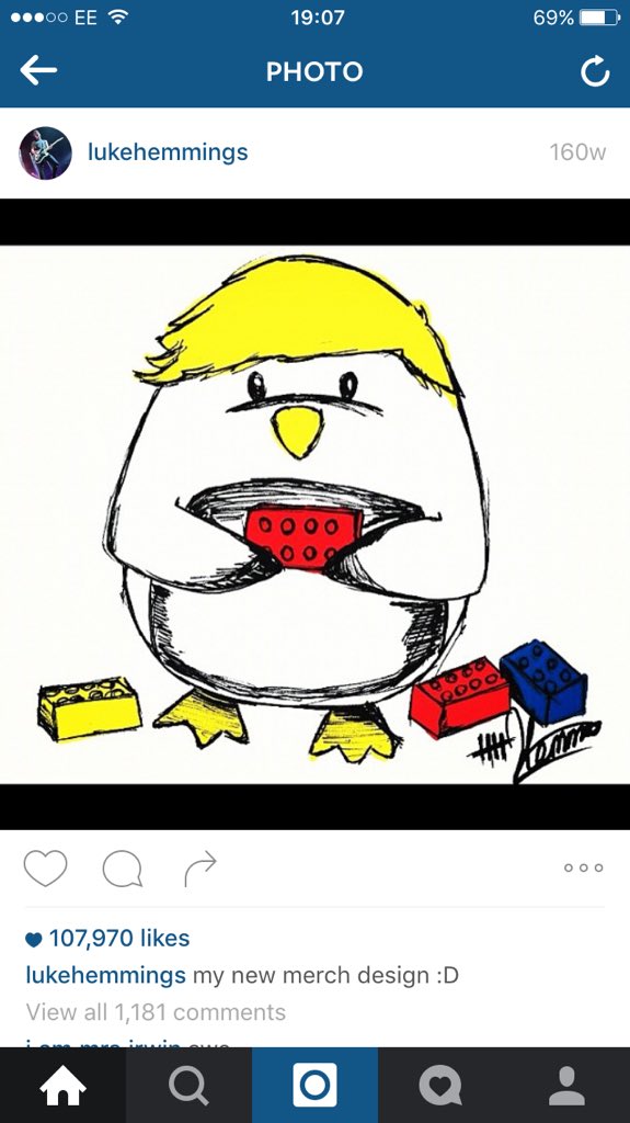 affairlrh's tweet photo. remember when u were a penguin LOL ! @luke5SOS #RIPLUKEISAPENGUIN https://t.co/x177GCXUa8