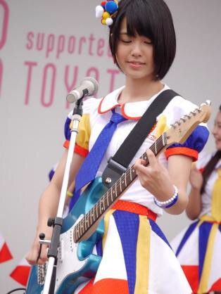 ボンざわーるど 吉本新喜劇 チーム8の小田えりなちゃんのaikoのボーイフレンドめっちゃ良かったな ギターも出来るんやー かわい 4代目ディバチャンおめでとう T Co Jfzikyrld8