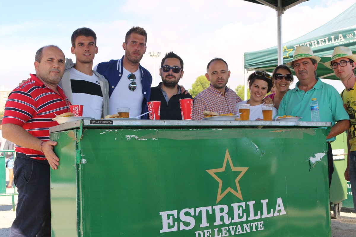 FCCartagena_efs's tweet photo. El @FCCartagena_efs con @estrellalevante, presentes en #AcogidaUPCT. Muchas gracias a la @UPCTnoticias por el trato! https://t.co/DGF2NpYWSc