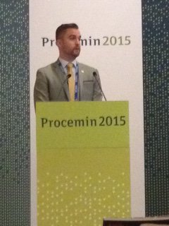SAGDesignTest's tweet photo. At #Procemin2015, Spencer Reeves is presenting his paper: An Investor's Prespective on Best Practices in SAG Milling https://t.co/Fj4MCa1YBw