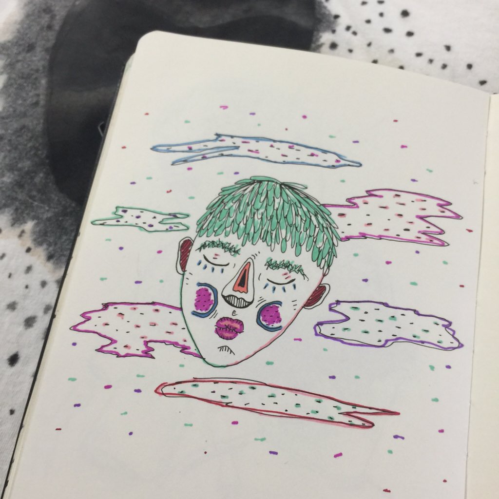 annabanana tweet media