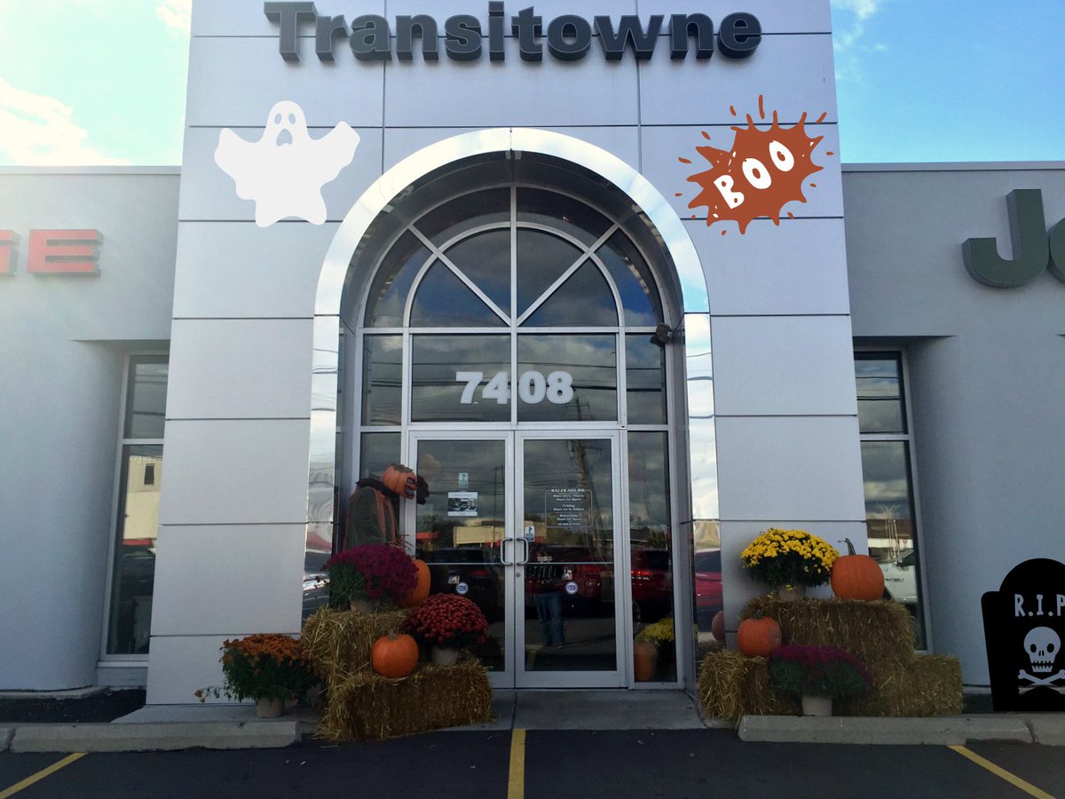 TransitowneAuto's tweet photo. Come check out our SPOOKTACULAR DEALS! Our sales staff may be scary, but our prices have never been sweeter! https://t.co/Qbr2eEO4zV