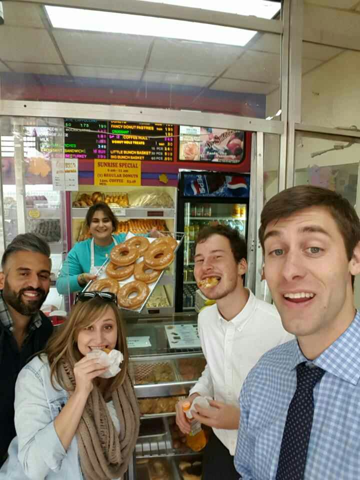 Dave_Engel's tweet photo. #shopdetroit #Eliasdonuts #challengedetroitfamily https://t.co/m2Uz8xPTBk