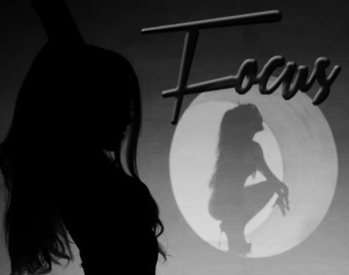 samesoldloves's tweet photo. @ArianaGrande look at this holy edit #7DaysUntilFocus https://t.co/pWEq0KH3eM