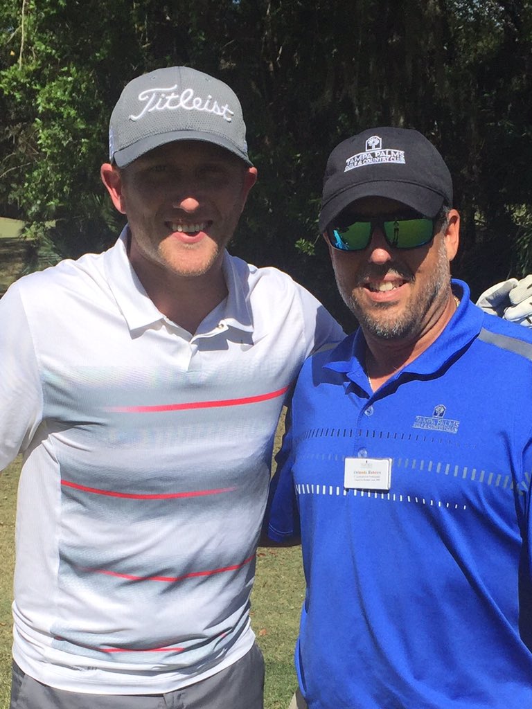Orabeiro4's tweet image. Great meeting ACM New Artist of the year @coleswindell .#tampapalmsgolf