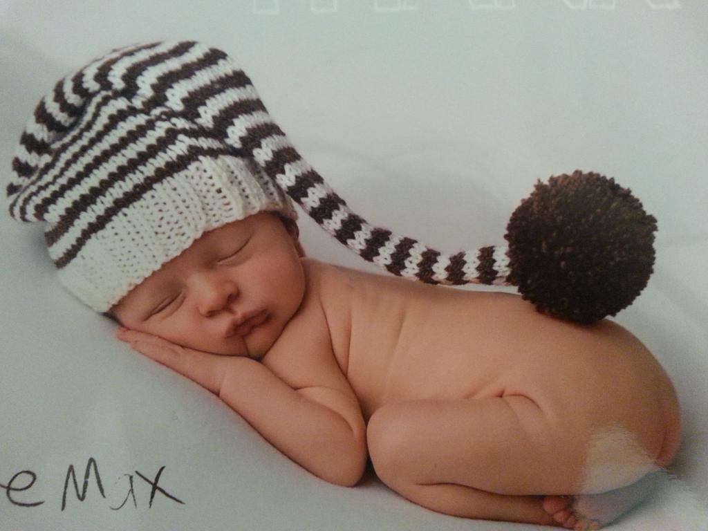 nlmoloney's tweet photo. look who is 1 month today #maxymoo #love https://t.co/2SIstlkW3y