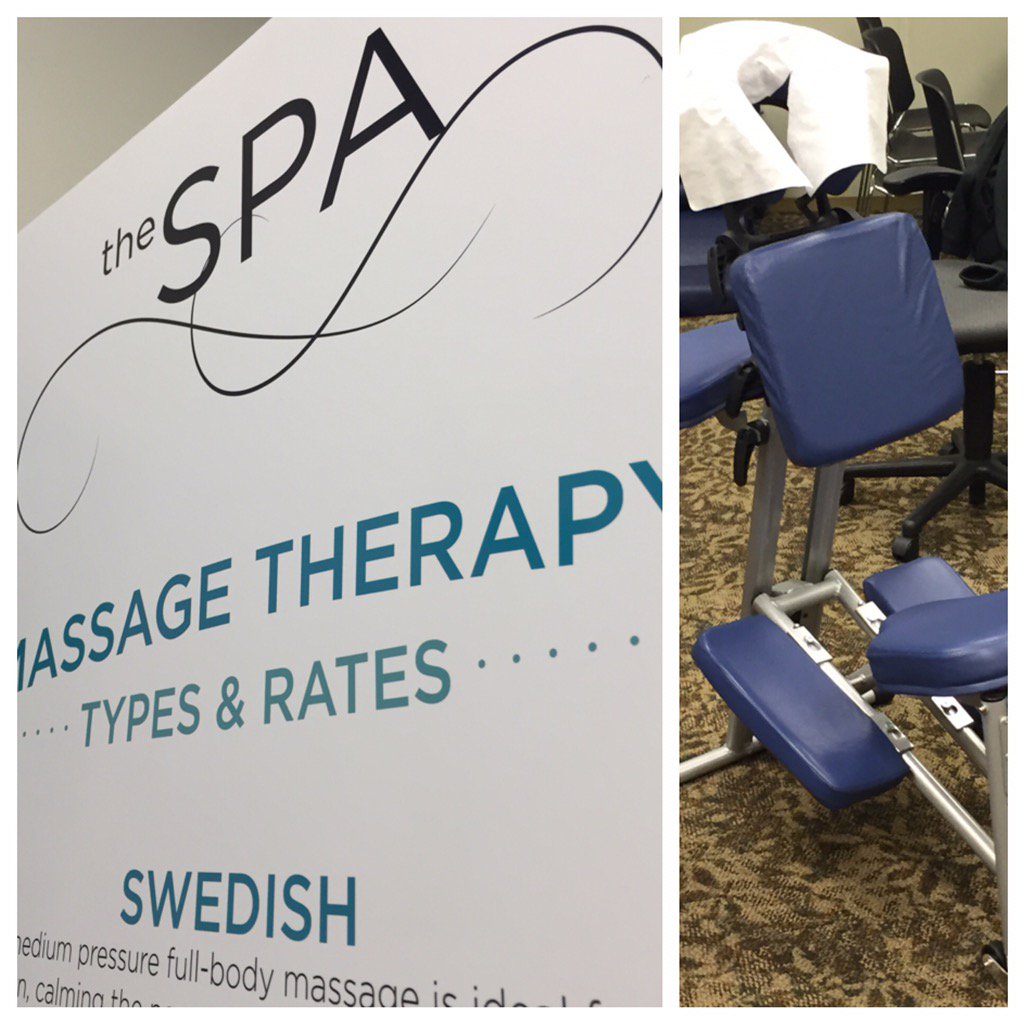 RebGalko's tweet photo. Free chair massages from our #kohlsspa today...#happyfriday to me! #lifeatkohls #perks #zzzzzzzz https://t.co/sziR3ht3Yn