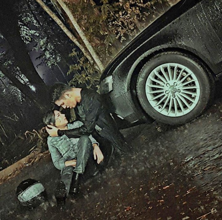 NATANLoverss's tweet photo. tuuhh ada kan scene Jetris yg begini. lbih romantis lg. makanya jgn pada keburu emosi https://t.co/vsqx4v954Y