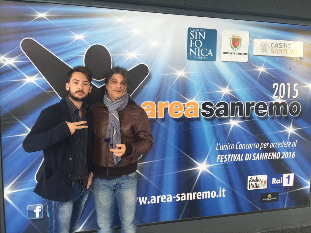 pvigano65's tweet photo. Comunque andrà sarà un successo: #loopen e #eroscristiani, #solodistanti, @areasanremo2015 https://t.co/SCC3SuZ6SD