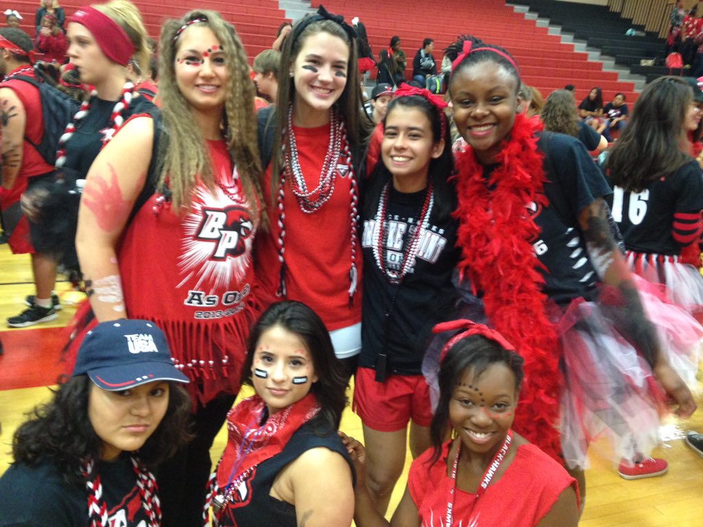 JaxBaby__'s tweet photo. BP Class of 2016 🔴⚫️⚪️ Dream B16!!! #BPHOCO2015 #BPSpiritWeek https://t.co/Qzod29vVt5