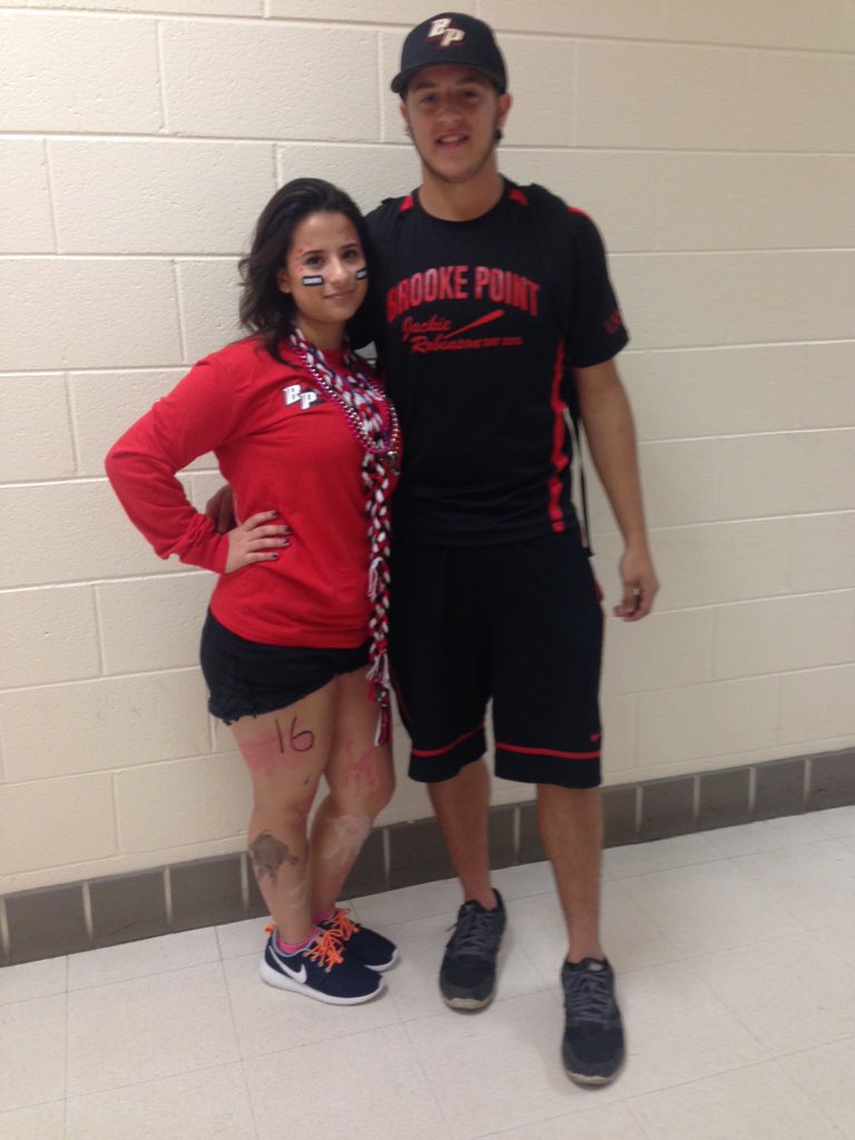 JaxBaby__'s tweet photo. BP Class of 2016 🔴⚫️⚪️ Dream B16!!! #BPHOCO2015 #BPSpiritWeek https://t.co/Qzod29vVt5