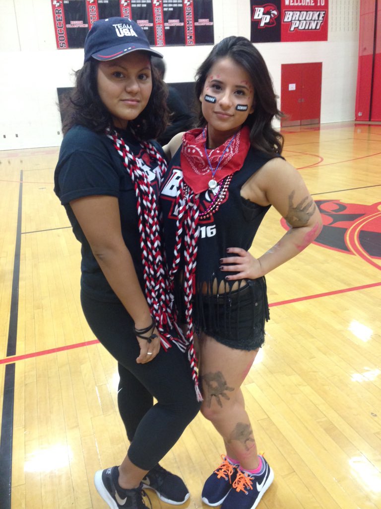 JaxBaby__'s tweet photo. BP Class of 2016 🔴⚫️⚪️ Dream B16!!! #BPHOCO2015 #BPSpiritWeek https://t.co/Qzod29vVt5