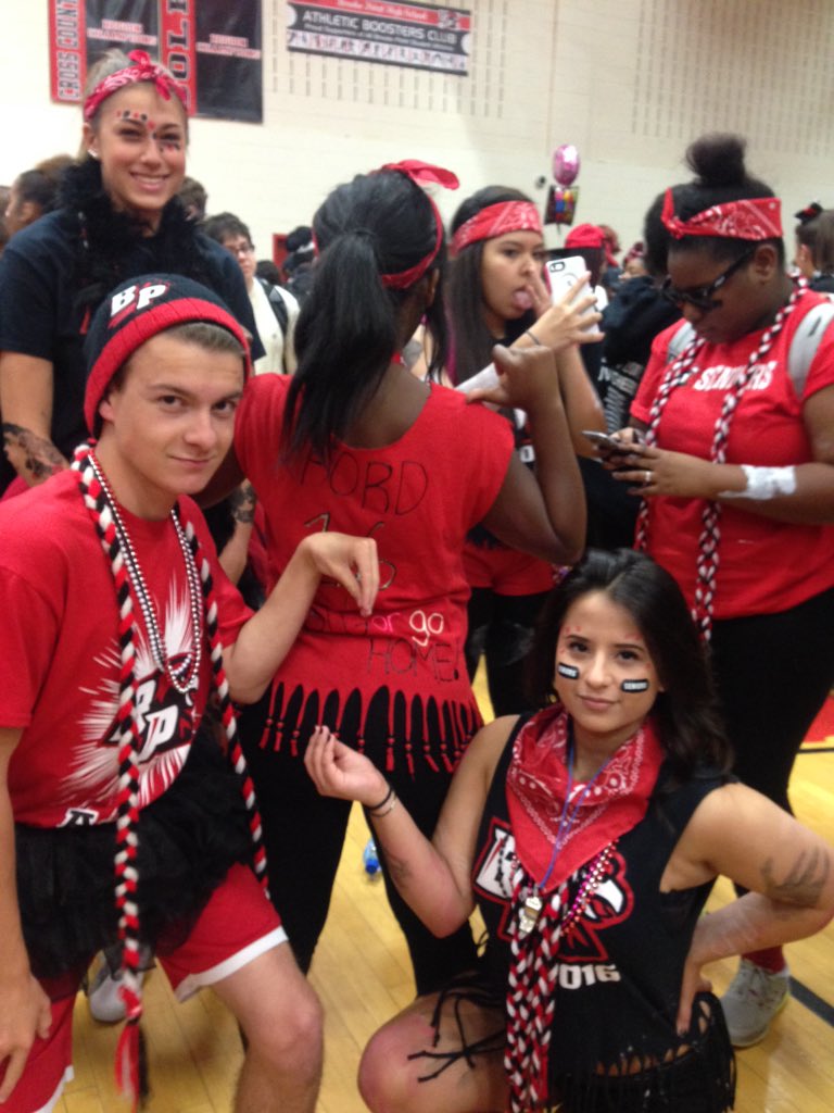 JaxBaby__'s tweet photo. BP Class of 2016 🔴⚫️⚪️ Dream B16!!! #BPHOCO2015 #BPSpiritWeek https://t.co/Qzod29vVt5