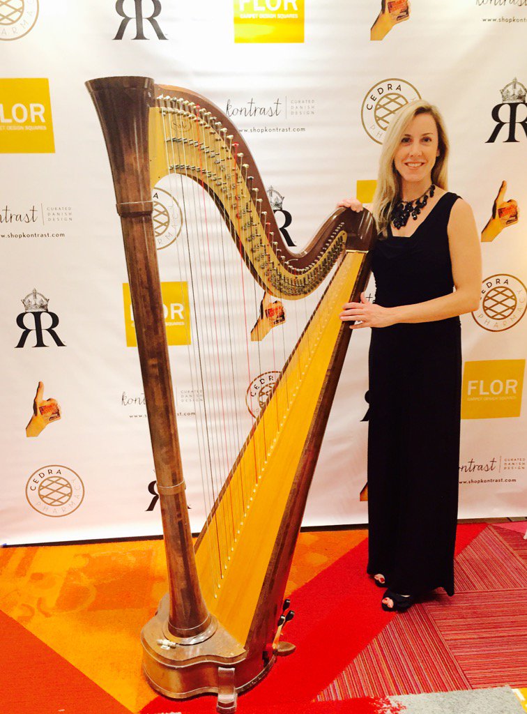 RoliseRachel's tweet photo. A great #event at #FlorSoho @kontrastshop @CedraPharmacy @PropertyShark @FiDiwine @ZarPropertyNY #DanishDesign #Home https://t.co/GuCZaoN2BP