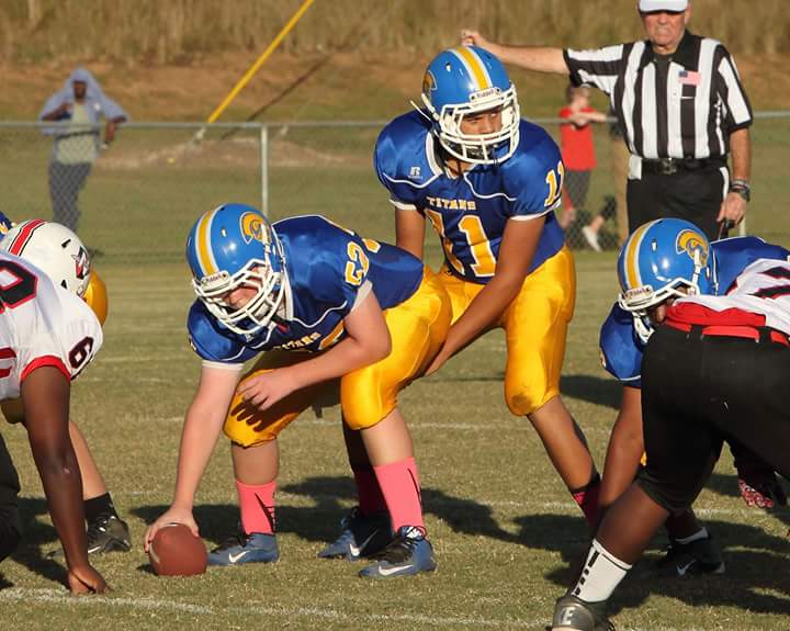 scorpionBBgwdSC's tweet image. Very proud of you #11. Way to take charge your first year under center. #westviewfootball. #SeanAdams #Sanchez