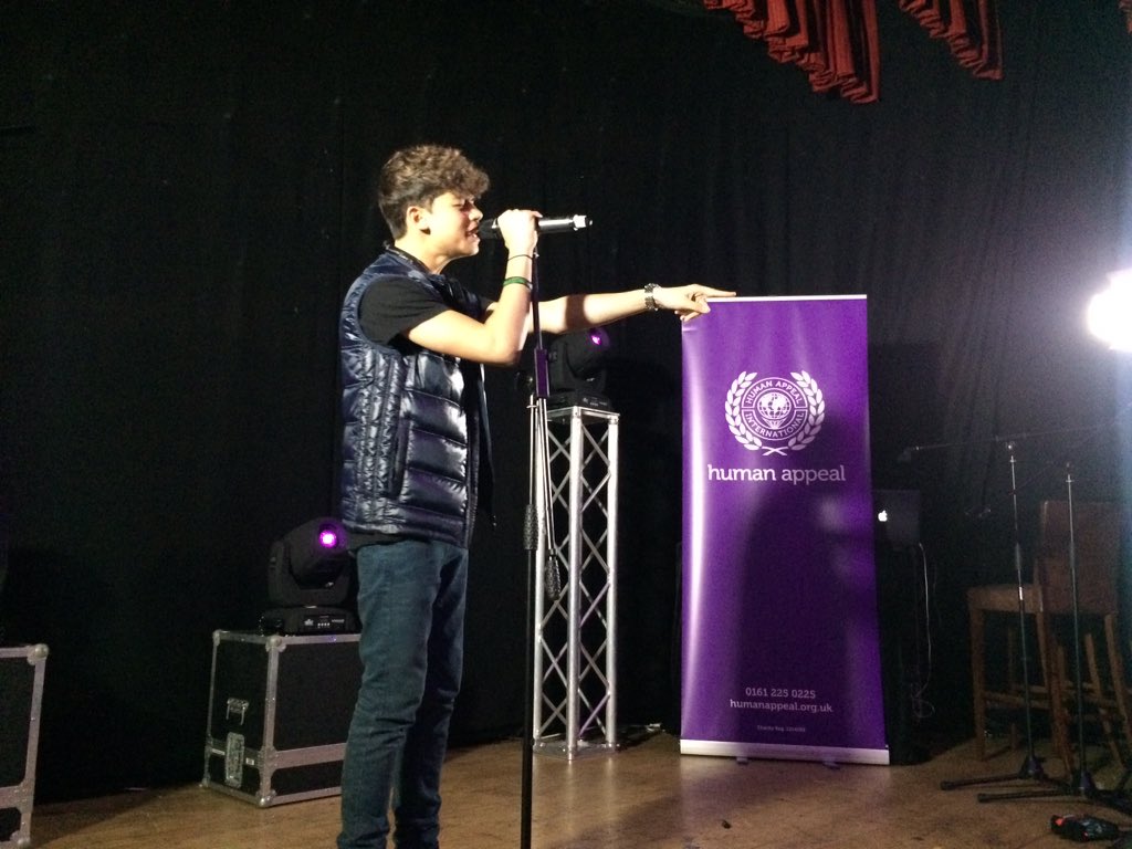 HumanAppeal's tweet photo. @HarrisJOfficial performing to You Are My Life in Glasgow. Amazing performance. #SOL2015 https://t.co/REjejOCvyq