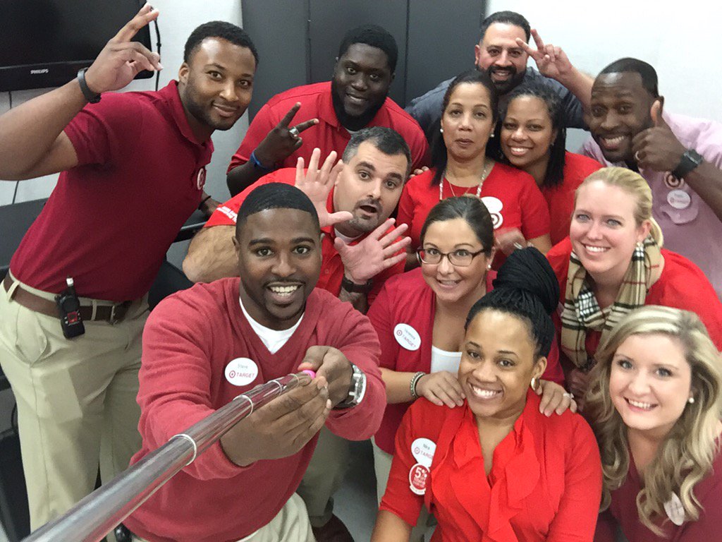 JoeMalheiro's tweet photo. Great first meeting with the T1793 Charlotte East team!  #teamworkmakesthedreamwork @VRSigmon @justinadamburns https://t.co/pkigK7NroR
