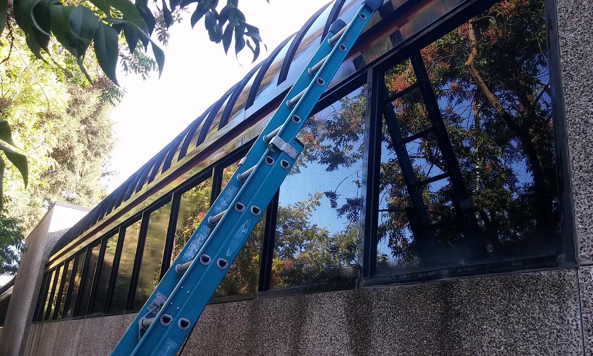 abcwindowclean's tweet image. #commercial #buildingmaintenance #powerwash #windowcleaning