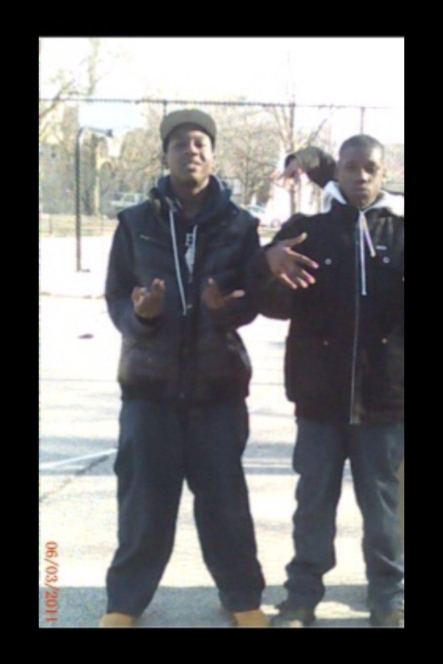 TBCOOKHISASS_'s tweet photo. @TyquanWorld_ @RichieBaybaee @SAKBOY_DUPREE #THROWBACK ONA BRICKS 👆🏾💤 /Weak Sauce https://t.co/0zc71Ek3z1