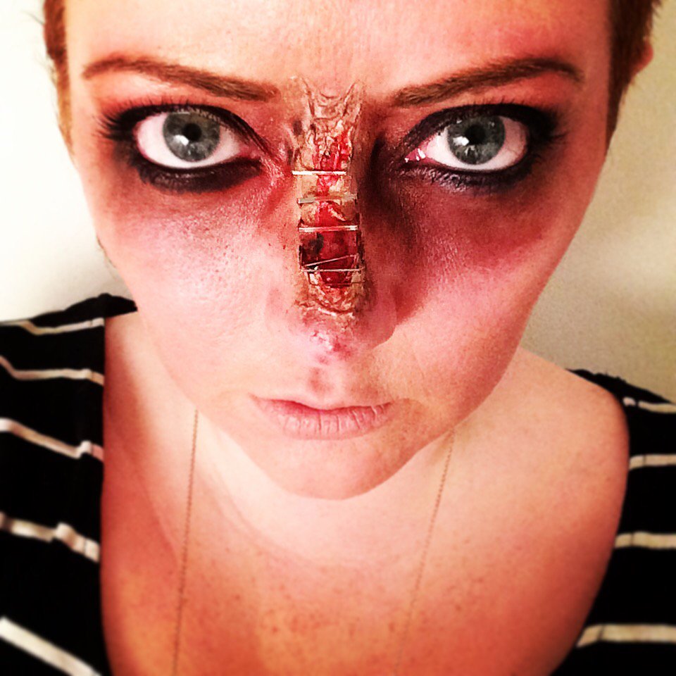 eversojuliet's tweet photo. Why yes I DO have a cool hobby. #fridaynight #halloweenmakeup #stapleface ๐ https://t.co/5RusMsZVFJ