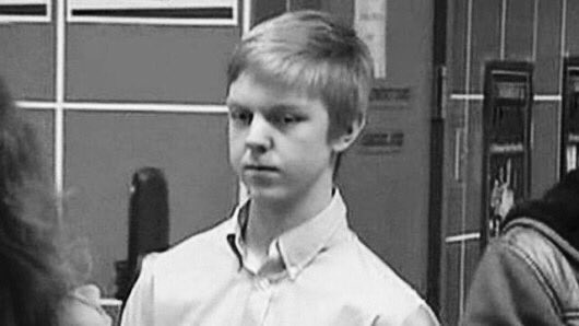 TheLastGreatPod's tweet photo. Ep96: This week's story is #EthanCouch Visits Logan. Tune in to the boys stories about this murdering little fucker. https://t.co/yaFEb90RW6