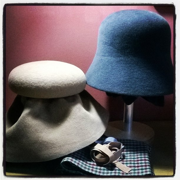 MaryTMillinery's tweet photo. Progress! #millinery #cosyandcouture https://t.co/NKV63apEUn