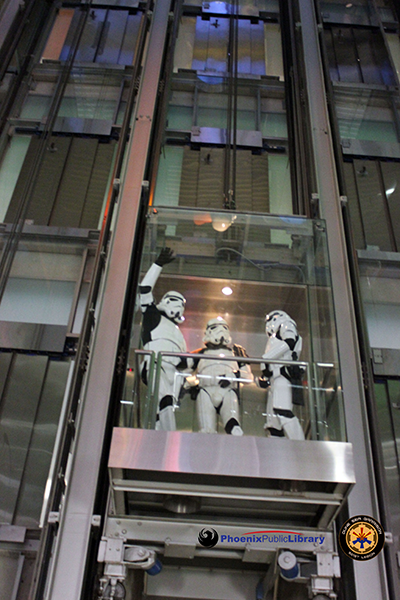 PhxLibrary's tweet image. Stormtroopers fly high w/ the #amazinglibrarycard @ Burton Barr! Get one NOW! bit.ly/1FX73S6