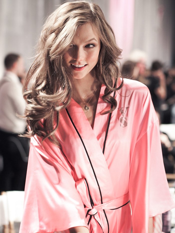 modelsfile tweet picture