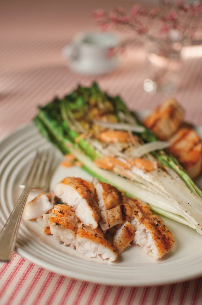 Pair a crisp garden salad w/ chipotle caesar dressing and USCatfish for a tasty combination! bit.ly/1woZzyl