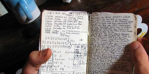 wlnessnow's tweet photo. Here's Why Writing Things Out By Hand Makes You Smarter: https://t.co/seVWQEPsQw https://t.co/vUcKgytSlo