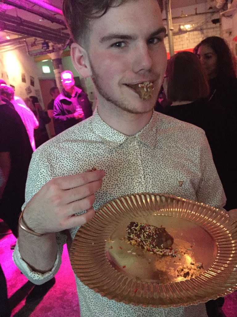Kat_Loveday's tweet photo. @ChappellElliott tasting our turd @OneMinuteBriefs #OMBlive2 @PaperjamCreate @thedeptofdesign https://t.co/Tmunb0PAHA