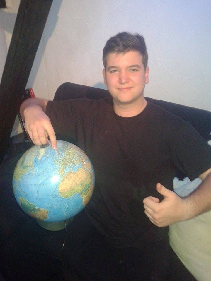 aimrox16's tweet image. #spitzestifte #rbtv Einen Globus