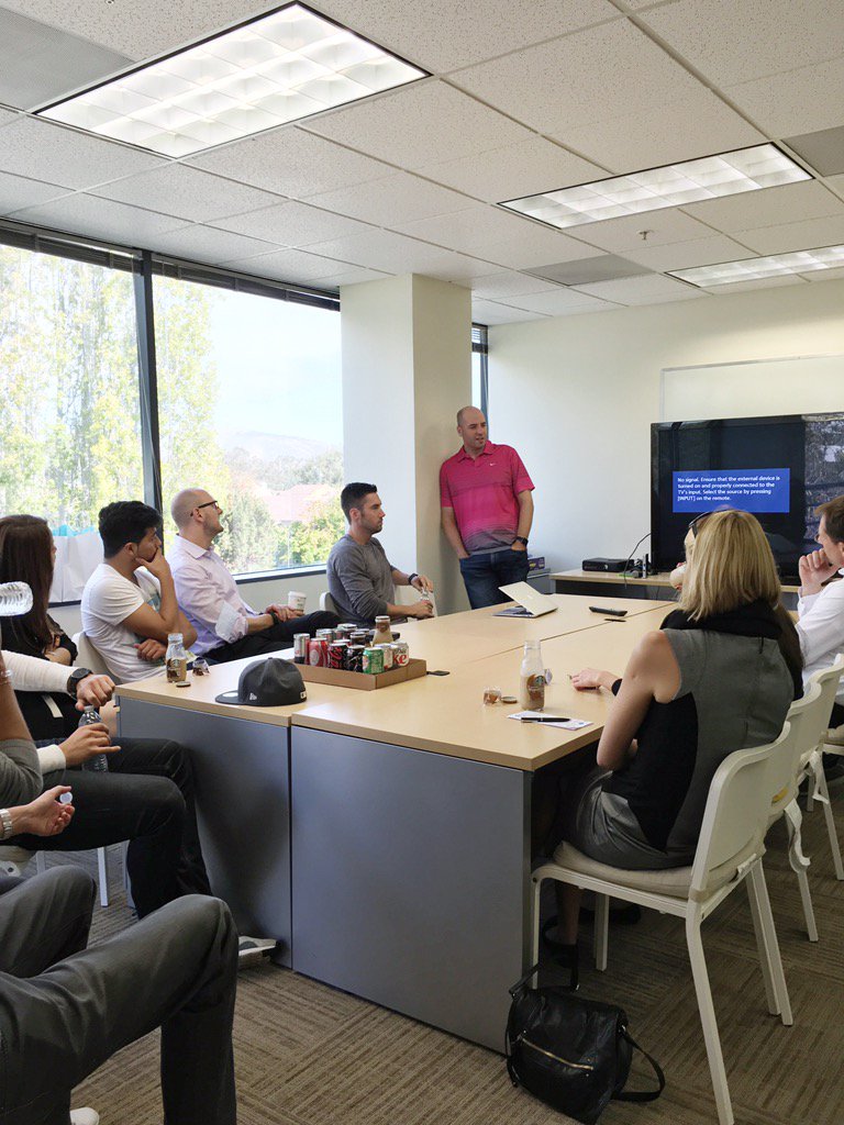 Dynamic_Signal's tweet photo. This week’s #FanFriday is dedicated to @HSBA_. We enjoyed your visit last week! Read more 👉 https://t.co/h7uuje7TFn https://t.co/JU9CjE2vKk